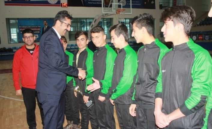 Hakkari’de ‘Kulüplerarası Basketbol Ligi’ maçları sona erdi