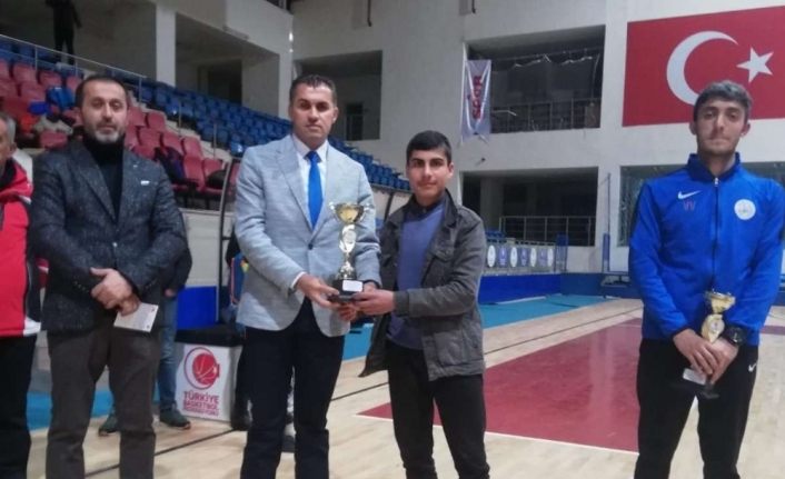 Hakkari’de U18 Erkekler Basketbol Turnuvası