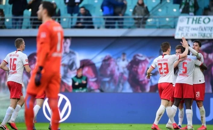 Leipzig, Werder Bremen karşısında 3 puanı 3 golle aldı