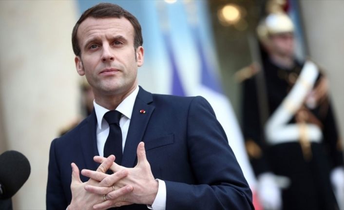 Macron: Fransa, 300