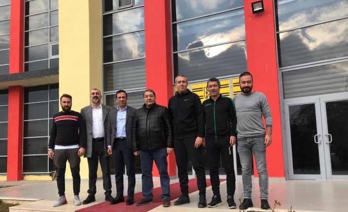 Milletvekili Fendoğlu’ndan Yeni Malatyaspor’a moral ziyareti