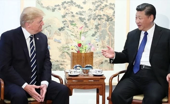 Şi Trump ile koronavirüs salgını ve ticaret anlaşmasını görüştü