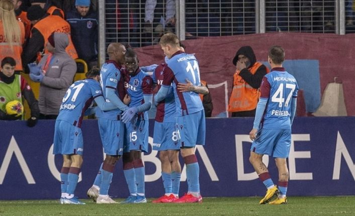 Trabzonspor kupada Büyükşehir Belediye Erzurumspor