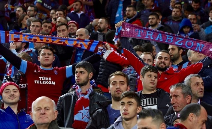 Trabzonspor taraftarı şampiyonluk istiyor