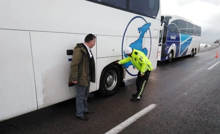 Van polisinden kış uygulaması