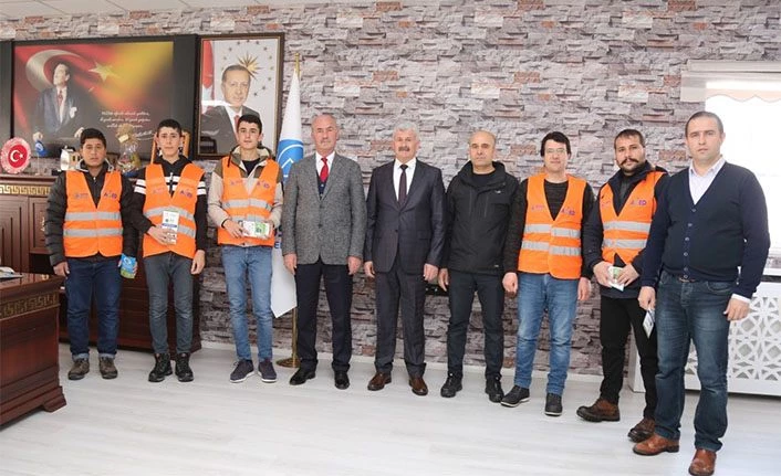Van Tuşba Belediyesi'nden 8 bin adet sıfır atık el broşürü