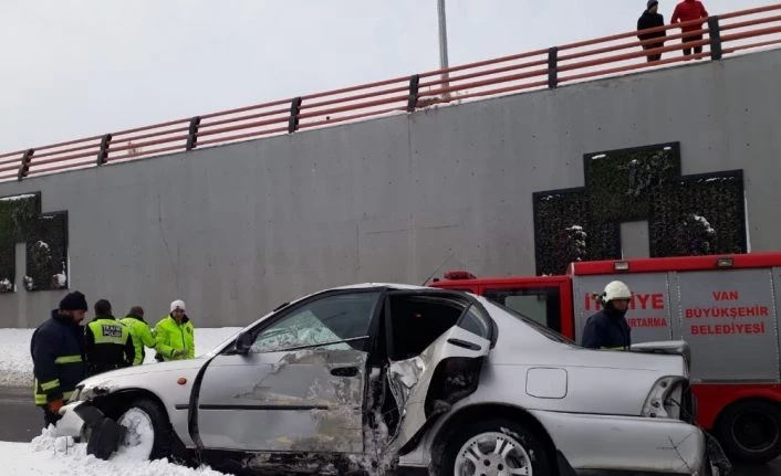 Van’da trafik kazası: 4 yaralı