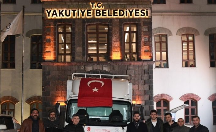 Yakutiye Belediyesi ve pazarcı esnafından Elazığ’a yardım eli