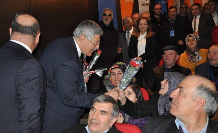 AK Parti Genel Başkan Yardımcısı Demiröz’den CHP’li Özkoç’a gönderme