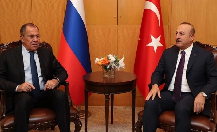 Bakan Çavuşoğlu Rusya Dışişleri Bakanı Lavrov ile telefonda görüştü
