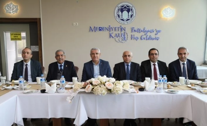 Battalgazi’de soğuk asfalt üretim ve serim tesisi kurulacak