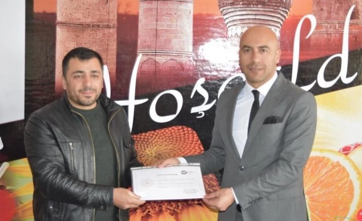 Bitlis’teki spor kulüplerine teşekkür belgesi