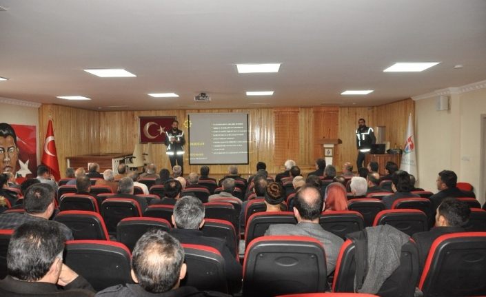 Bulanık’ta ‘madde bağımlılığı’ semineri