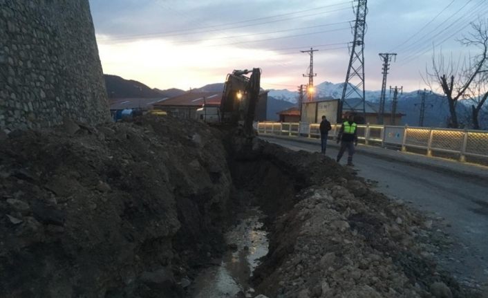 Çukurca Belediyesinden hummalı çalışma