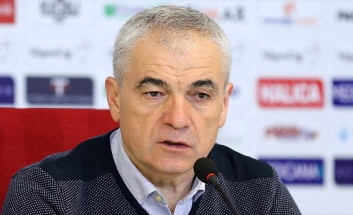 Demir Grup Sivasspor Teknik Direktörü Çalımbay: Maçın hakkı beraberlikti