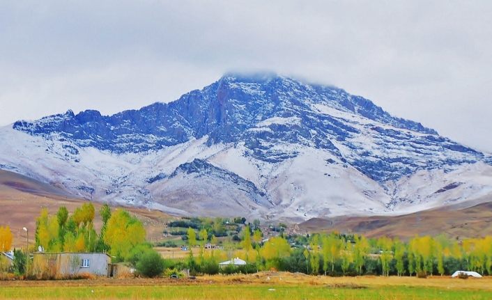 Van Erek Dağı 'Doğal Sit-Sürdürülebilir Koruma ve Kontrollü Kullanım Alanı' ilan edildi