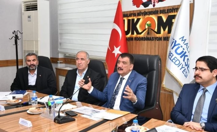 Hekimhan ve Kuluncak heyetlerini ağırladı