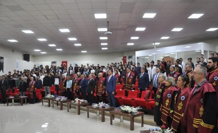 Kars’ta “Meslektaşlarının Gözüyle Mehmet Akif Ersoy”etkinliği