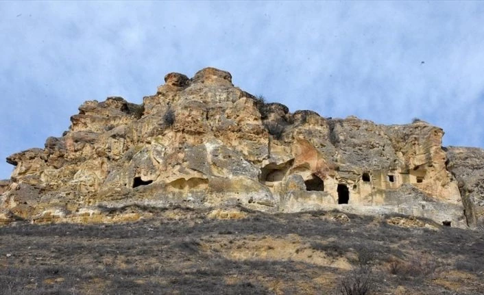 Kayadan oyma Çakırkaya Manastırı turizme kazandırılacak