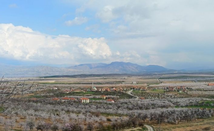 Malatya beyaza büründü