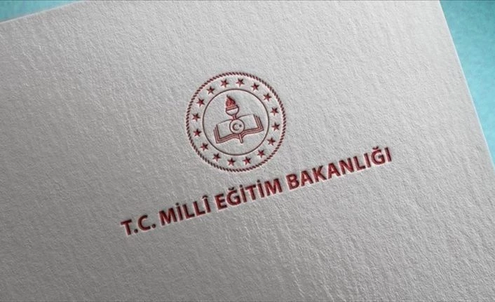 MEB tatil süresince öğretmenlere 15 saat ek ders ücreti ödeyecek