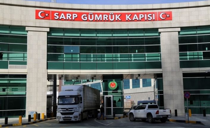 Sarp Sınır Kapısı yolcu trafiğine kapatıldı