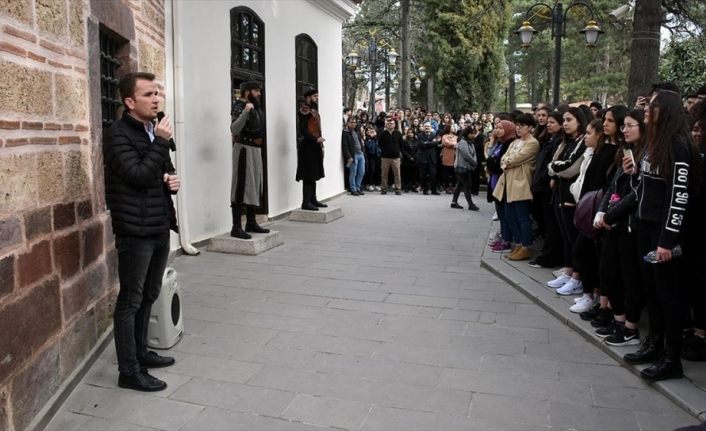 Tarih dersini tarihi mekanlara taşıdılar