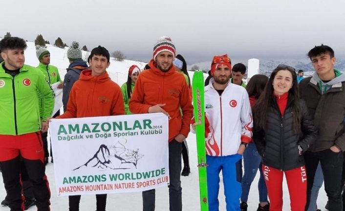 Türkiye Dağ Kayağı Şampiyonası’na Sarıkamışlı Amazonlar damgasını vurdu