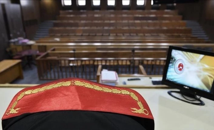 Tutuklu ve acil işler dışında davalar 30 Nisan