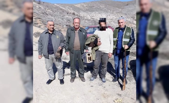 Tuzak ile kaçak keklik avlayan şahıs yakalandı