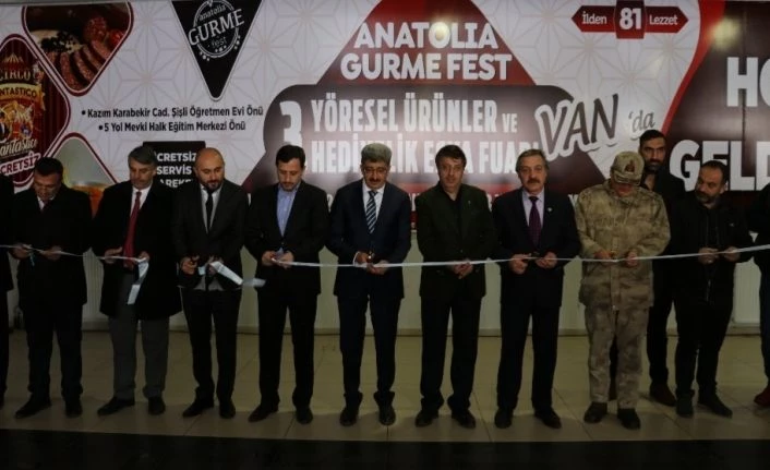 Van’da ’3. Yöresel Ürünler ve Hediyelik Eşya Fuarı’