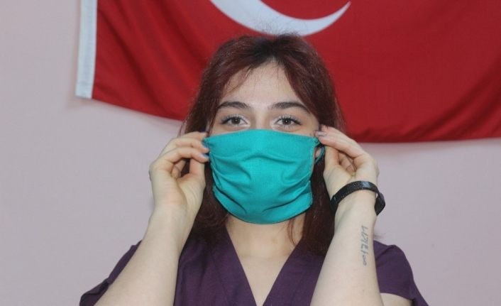 Van’daki hastane cerrah önlük kumaşından maske üretti