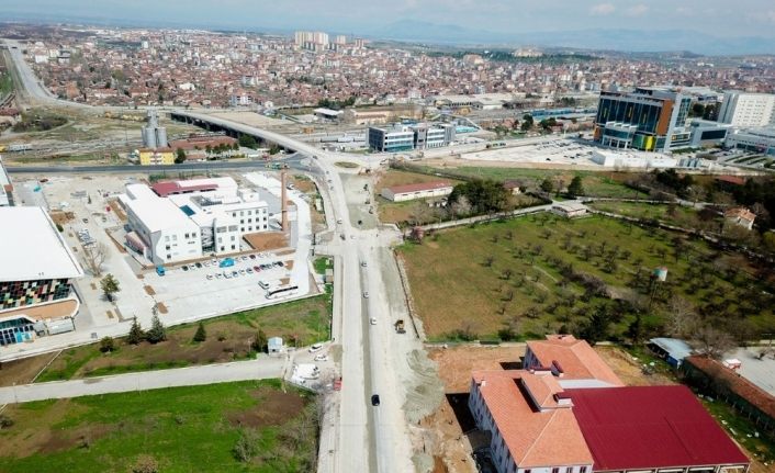 Alparslan Türkeş Bulvarı yenileniyor