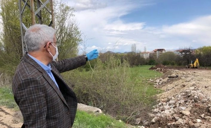 Bağlantı yolunda çalışmalar son sürat