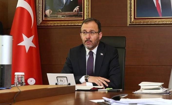 Bakan Kasapoğlu TFF Başkanı ve Süper Lig kulüplerinin başkanları ile görüşecek