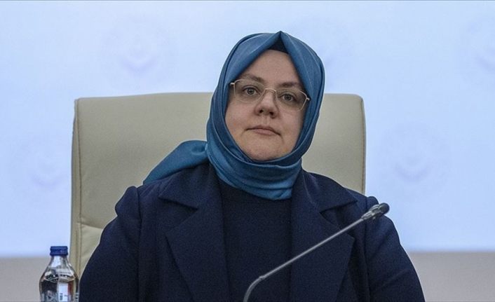 Bakan Selçuk: Sosyal yardımlarda kadınlara ödenen miktarlarda artışa gittik