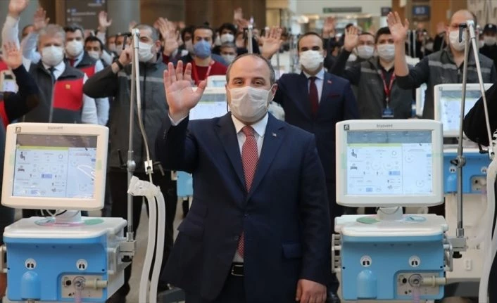 Bakan Varank yerli yoğun bakım solunum cihazının üretim sürecini anlattı