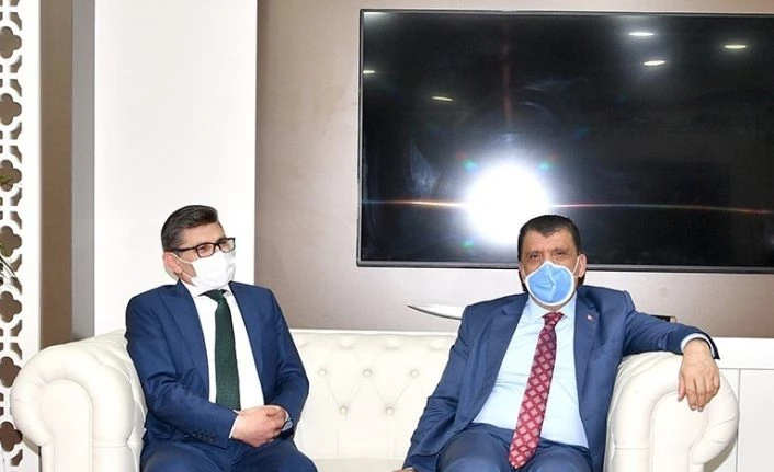 Başkan Gürkan’dan Müdür Dağdeviren’e ziyaret