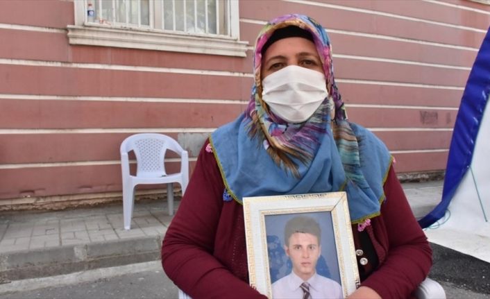 Diyarbakır annesi Solmaz Övünç: Onlarda biraz vicdan varsa oğlumu verirler