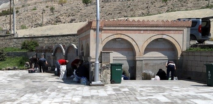 Erzincan’ın doğal maden suyuna Ramazan’da ilgi artıyor