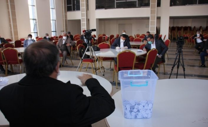 Hakkari’de 10 daimi personel alımı için kura çekildi