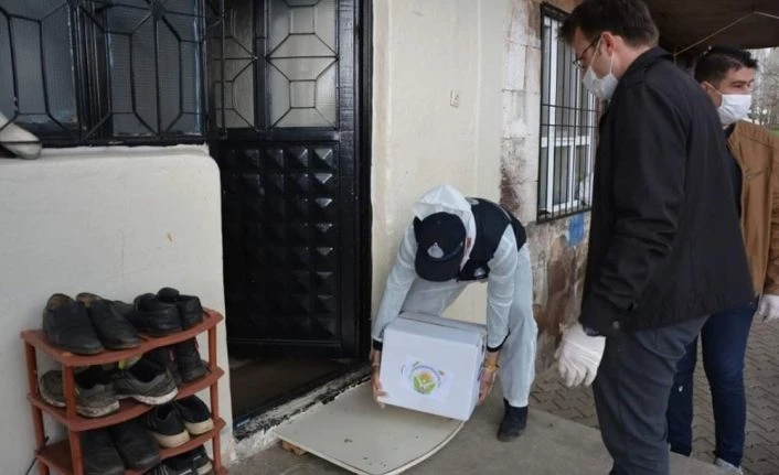 Karantina altındaki beldeye yardım desteği