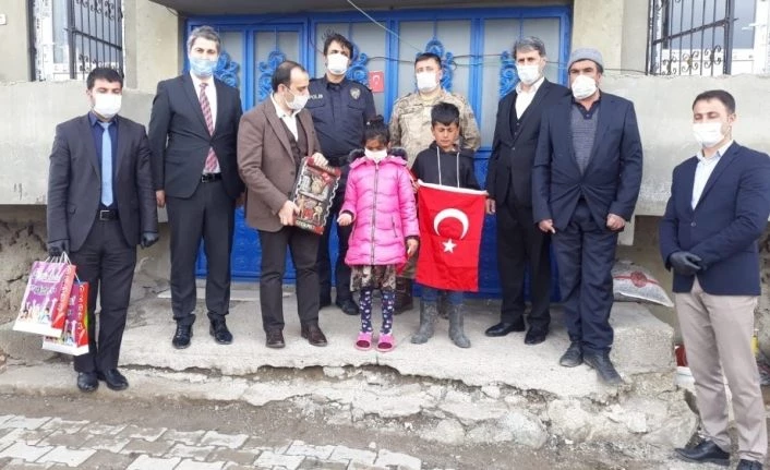 Çaldıran Kaymakamı Can’dan Gazi Akis’a ziyaret