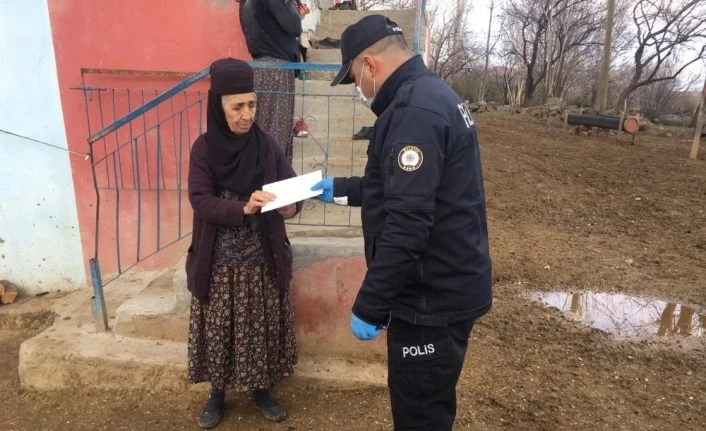 Malatya’da evinden çıkmayan 6 bin 930 kişi polisten yardım istedi