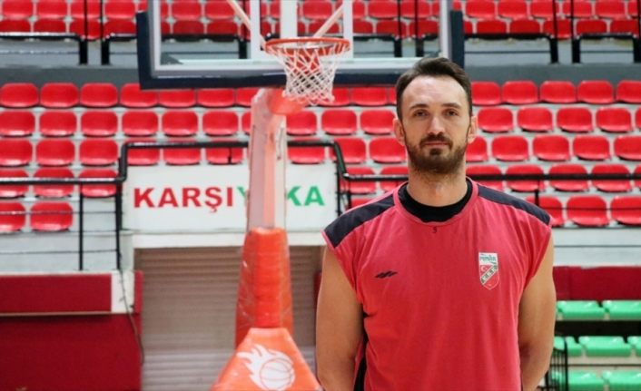 Milli basketbolcu Semih Erden: Umarım kısa sürede sahalara döneriz