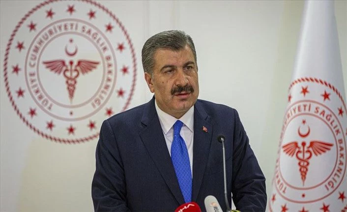 Sağlık Bakanlığı: Türkiye'de koronavirüs nedeniyle can kaybı 2.706'ya yükseldi 25 Nisan 2020