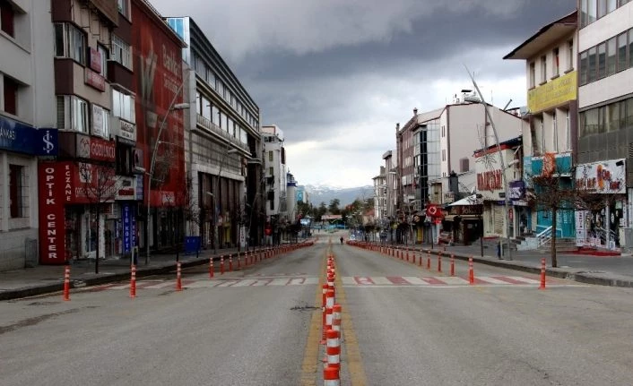 Sokağa çıkma kısıtlamasına uymayan 125 kişiye 168 bin 582 lira para cezası kesildi