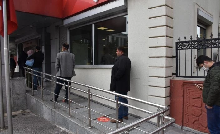 Tatvan’da korona virüsle mücadele devam ediyor