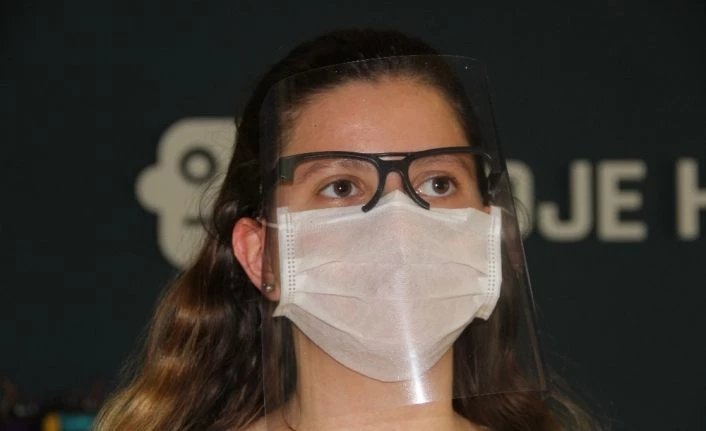 Üniversite öğrencisi maske üretimine farklı bir boyut getirdi