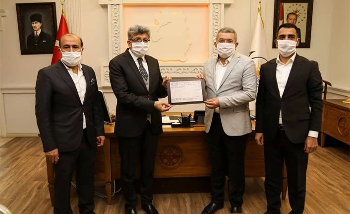 Vali Bilmez ’den Van TSO Başkanı Takva’ ya teşekkür 